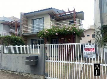 Casa · 111m² · 3 Quartos · 2 Vagas · Casa Para Alugar No Bairro Ambrósio - Garopaba/sc