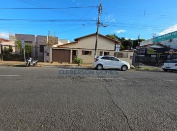 Casa · 333m² · 3 Quartos · 2 Vagas · Casa Para Venda Em Caldas Novas, Centro, 3 Dormitórios, 1 Suíte, 1 Banheiro, 2 Vagas