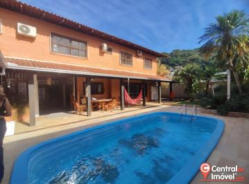 Casa · 300m² · 5 Quartos · 4 Vagas · Casa Em Cabeçudas, Itajaí/sc de 300 m² 5 Quartos À Venda por R$4.500.000ou Para Locação R$10.50