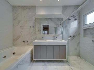 Casa 450m² Venda Jardim do Golfe · Casa Em Jardim Do Golfe, São José Dos Campos/sp de 350 m² 5 Quartos À Venda por R$3.950.000ou Pa