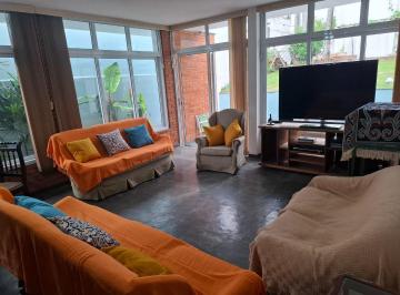 Casa · 300m² · 3 Quartos · 4 Vagas · Casa Em Adalgisa, Osasco/sp de 300 m² 3 Quartos À Venda por R$2.500.000