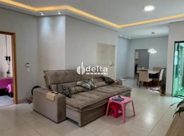 Casa · 420m² · 3 Quartos · 2 Vagas · Casa Com 3 Quartos Sendo 3 Suítes Disponível Para Venda No Bairro Jardim Patricia Em Uberlândia - Mg