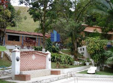 Rural · 22458m² · 4 Quartos · Chácara Para Venda Em Volta Redonda, Santa Cruz, 4 Dormitórios, 2 Suítes, 3 Banheiros