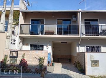 Casa · 87m² · 3 Quartos · 1 Vaga · Sobrado Mobiliado Em Balneario Picarras Sc