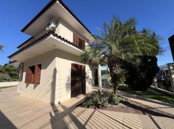 Casa · 200m² · 3 Quartos · 4 Vagas · Linda Casa À Venda Em Santa Cruz Do Sul/unisc