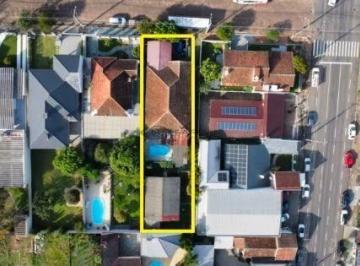 Casa · 3 Quartos · 2 Vagas · Imobiliária Santa Cruz Do Sul. Terreno Com Duas Casas No Bairro Goiás.