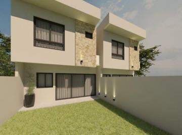 Casa · 140m² · 3 Quartos · 4 Vagas · Sobrado Em São João, Itajaí/sc de 140 m² 3 Quartos À Venda por R$1.250.000