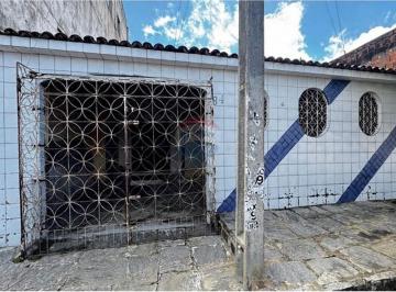Casa · 53m² · 2 Quartos · 2 Vagas · Casa a Venda Com 2 Quartos No Tambor