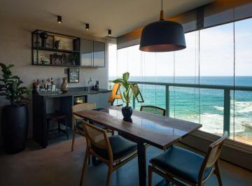 Apartamento · 97m² · 2 Quartos · 2 Vagas · Apto 2/4 Com Varanda Integrada Na Ondina