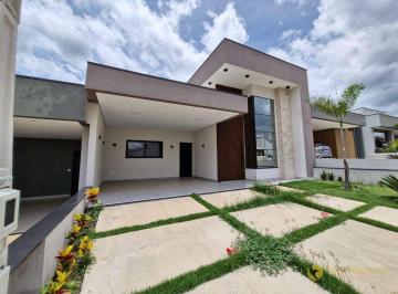 cfe65eed0bbf60e60c463ae3a46b9af234d2981c · 3 Suítes, Piscina E 305 m² de Terreno