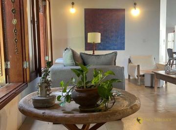 ad6553a2563a8a5a8543a25b3331a7e164626955 · Casa Com Vibe de Trancoso, Para Retrofit