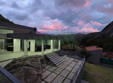 Casa · 323m² · 4 Quartos · 2 Vagas · Alto Padrão Para Locação Em Petrópolis, Retiro, 4 Dormitórios, 2 Suítes, 4 Banheiros, 2 Vagas