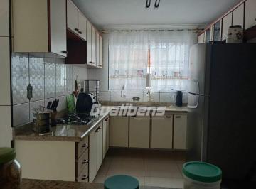 Casa · 256m² · 3 Quartos · 2 Vagas · Casa Em Jardim Miranda D Aviz