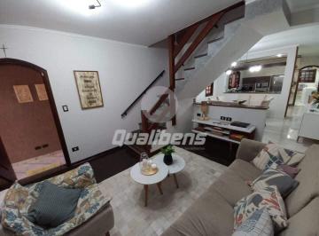 Casa · 134m² · 4 Quartos · 2 Vagas · Casa Em Jardim Araguaia