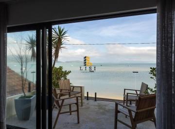 Casa · 175m² · 2 Quartos · 1 Vaga · Frente Mar À Venda Em Bombinhas - Sc.