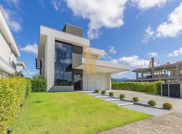 Casa · 600m² · 4 Quartos · 4 Vagas · Casa Alto Padrão Em Centro, Camboriú/sc
