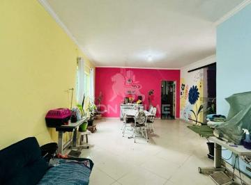 Casa · 180m² · 3 Quartos · 2 Vagas · Oportunidade, Casa À Venda de 3 Quartos, 1 Suíte No Bairro Parque Continental