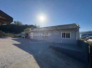 Casa · 3 Quartos · 1 Vaga · Casa Para Alugar No Bairro Santa Rita - Brusque/sc