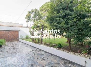 Casa · 300m² · 3 Quartos · 6 Vagas · Imovel Com 03 Quartos