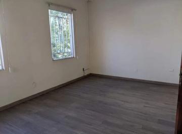 Casa · 197m² · 2 Quartos · 2 Vagas · Sobrado Com 2 Dormitórios, 197 m² - Venda por R$680.000ou Aluguel por R$5.
