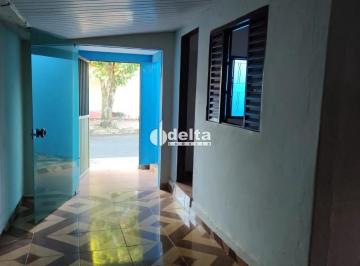 Casa · 250m² · 3 Quartos · 4 Vagas · Casa Com 3 Quartos Sendo 1 Suíte Disponível Para Venda No Bairro São Jorge Em Uberlândia - Mg