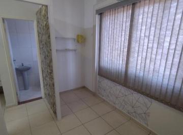 Comercial · 35m² · Alugo Ampla Sala Comercial Com Banheiro Privativo, 35 m, Na Vila Mathias, Sant