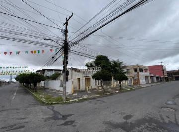 Casa · 450m² · 2 Vagas · Imoveis - No Ponto Central