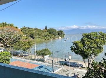4 · Casa de 386 m² Com 3 Suítes No Bom Abrigo