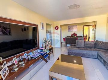 Apartamento · 105m² · 2 Quartos · 1 Vaga · À Venda | Apartamento 2º Andar de Frente No Jardim Esperança, Cabo Frio/rj