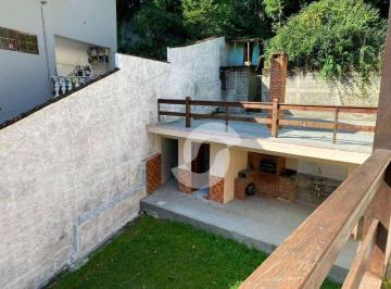 Casa · 300m² · 3 Quartos · 4 Vagas · Casa Em Baldeador, Niterói/rj de 300 m² 3 Quartos À Venda por R$450.000