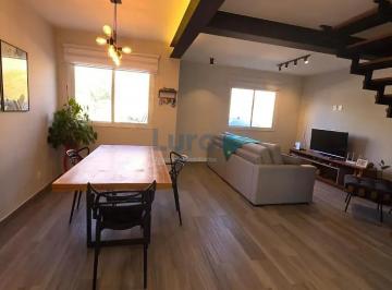 Casa · 97m² · 3 Quartos · 2 Vagas · Sobrado Em Vila Capuava, Valinhos/sp de 97 m² 3 Quartos À Venda por R$1.050.000