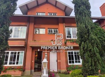 Casa · 160m² · 4 Quartos · 2 Vagas · Casa Em Iucas, Teresópolis/rj de 160 m² 4 Quartos À Venda por R$1.280.000