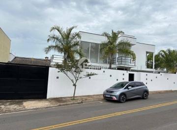 Casa · 174m² · 4 Quartos · 4 Vagas · Casa Em Jardim Regente, Indaiatuba/sp de 174 m² 4 Quartos À Venda por R$1.299.000