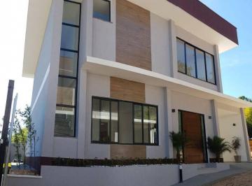 Casa · 148m² · 4 Quartos · 2 Vagas · Casa Em Várzea, Teresópolis/rj de 148 m² 4 Quartos À Venda por R$1.290.000