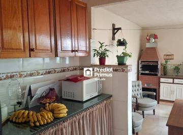 Casa · 150m² · 3 Quartos · 2 Vagas · Casa Em Nova Suíça, Nova Friburgo/rj de 150 m² 3 Quartos À Venda por R$550.000