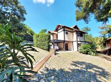 Casa · 230m² · 3 Quartos · 4 Vagas · Casa Em Chácara Santa Lúcia, Carapicuíba/sp de 230 m² 3 Quartos À Venda por R$1.280.000