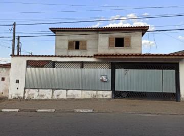 Casa · 203m² · 5 Quartos · Sobrado Em Vila Colorado, Suzano/sp de 203 m² 5 Quartos À Venda por R$550.000