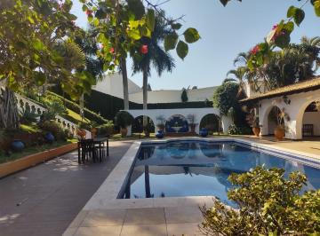 Casa · 700m² · 4 Quartos · Casa Em Bela Suiça, Londrina/pr de 700 m² 4 Quartos À Venda por R$