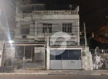 Casa · 217m² · 5 Quartos · 2 Vagas · Casa Em Icaraí, Niterói/rj de 217 m² 5 Quartos À Venda por R$1.300.000