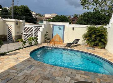 Casa · 240m² · 4 Quartos · 6 Vagas · Linda Casa Com 04 Quartos, Espaço Gourmet No Bairro Ingá