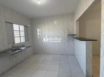 Casa · 102m² · 3 Quartos · Casa Com 3 Quartos Disponível Para Venda No Bairro Saraiva Em Uberlândia - Mg