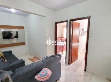 Casa · 130m² · 2 Quartos · 1 Vaga · Casa Com 2 Quartos Disponível Para Venda No Bairro Martins Em Uberlândia - Mg