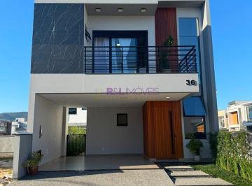 Casa · 165m² · 3 Quartos · 4 Vagas · Casa de Alto Padrão Porteira Fechada No Brisas Deltaville