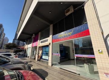 Comercial · 50m² · Excelente Sala Comercial Para Locação No Kobrasol Center