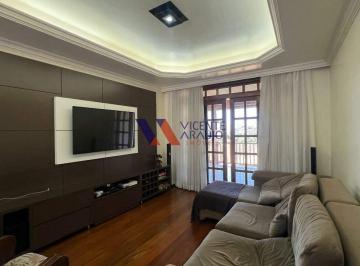 Sala de estar · Casa Com 5 Quartos E Espaço Gourmet Completo – Betim/mg