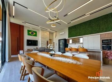 Casa · 450m² · 4 Quartos · 8 Vagas · Casa Com 4 Quartos No Boa Vista Em Joinville