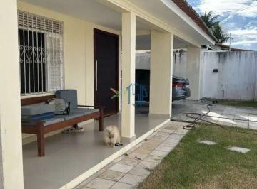 Casa · 218m² · 3 Quartos · 4 Vagas · Oportunidade Em Capim Macio! Casa Ampla Com Piscina E 218 m²