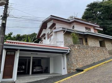 Casa · 285m² · 5 Quartos · 4 Vagas · Casa Com 5 Quartos, Córrego Grande - Florianópolis