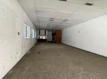 Comercial · 200m² · Salão Comercial Para Locação Em Suzano, Centro, 2 Banheiros