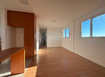 4 · Apartamento de 88 m² Com 2 Quartos Em Coqueiros
